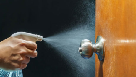 How to Clean Door Handles